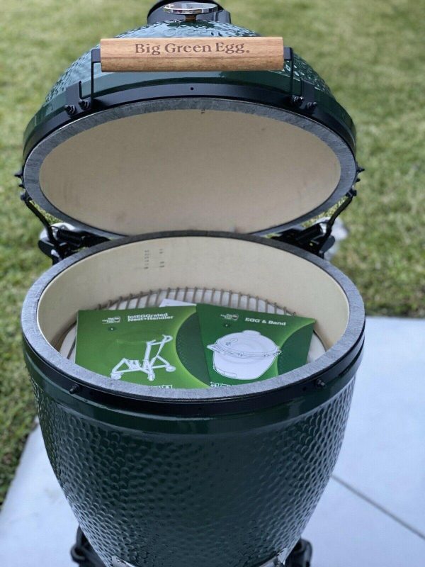BBQ fumoir Big Green Egg neuf avec accessoires neufs