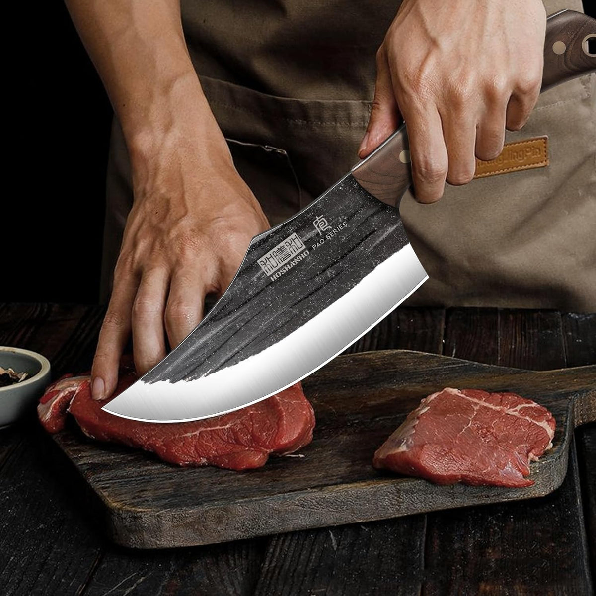 Ensemble de couteaux de boucher HOSHANHO, couteaux de chef forgés à la main avec étui de rangement, hachoir à viande tranchant, couteaux à os et couteaux à fileter pour la maison, le camping et les barbecues. Cadeau idéal pour les hommes.