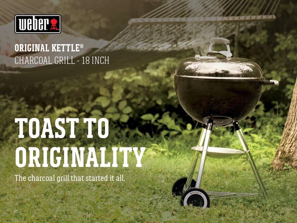 BBQ à charbon Weber Original Kettle, 45,7 cm (18 pouces), noir – BBQ classique d'extérieur avec système de nettoyage One‑Touch™ et régulateurs de température précis